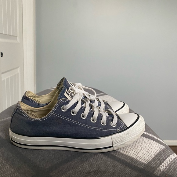 Converse Women Navy Chuck Taylor All Star Low - Picture 4 of 5